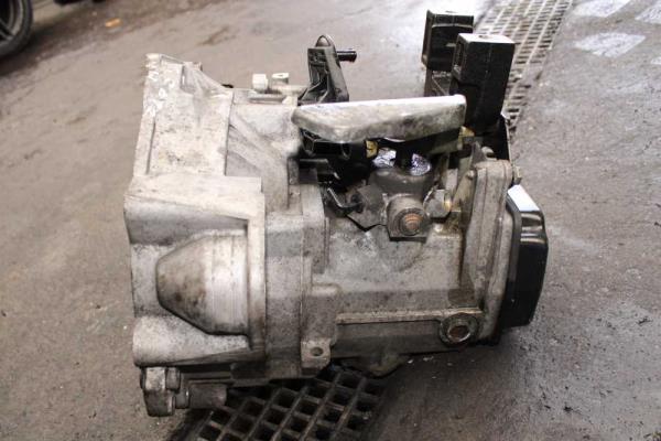 BOITE DE VITESSE MANUELLE VAG - Vue 2